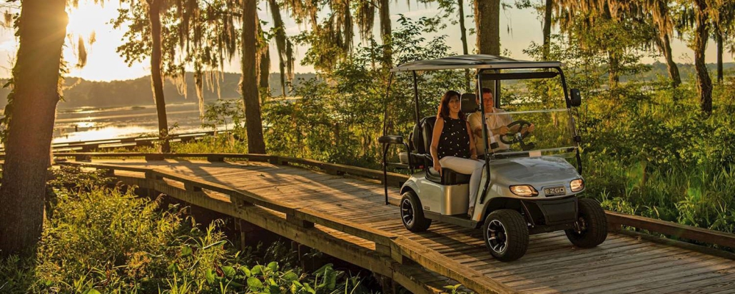 E-Z-GO Golf Cart