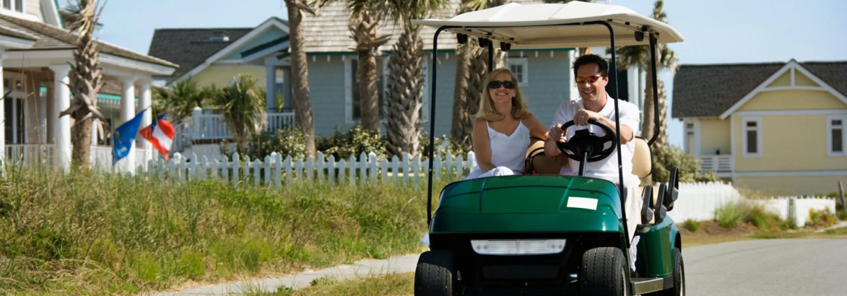 Golf-cart-accident-AdobeStock