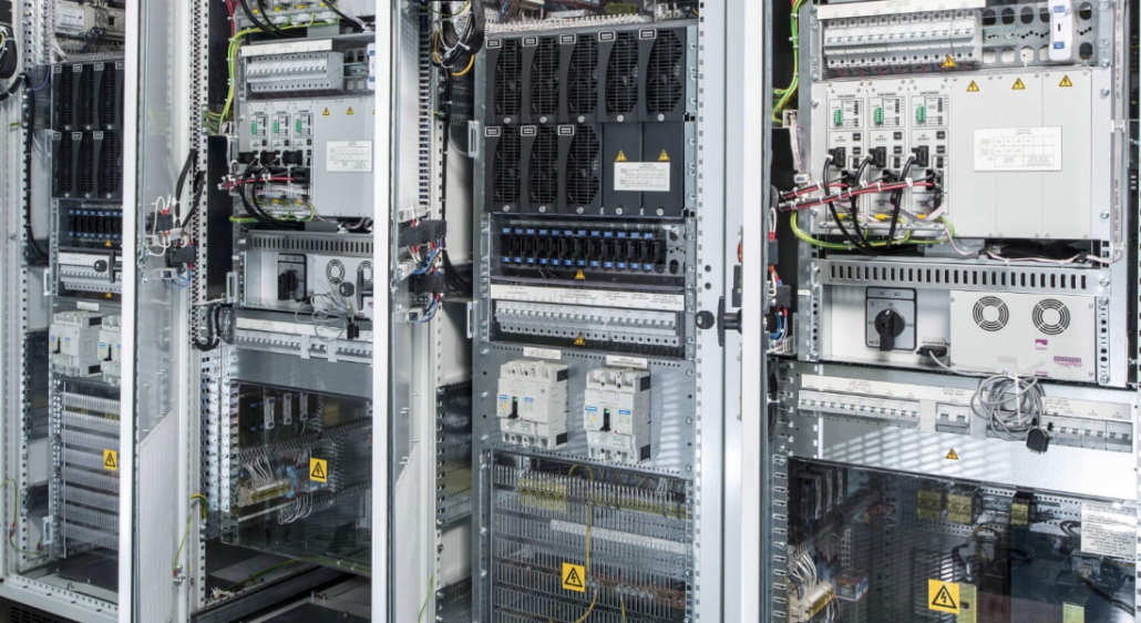 Industrial-UPS-Power