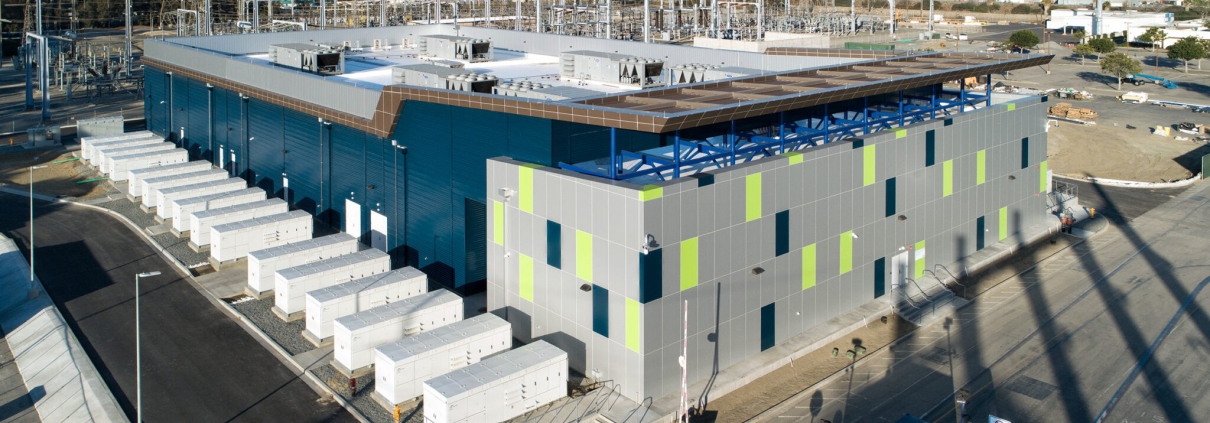 Industrial-UPS-Power-Supply