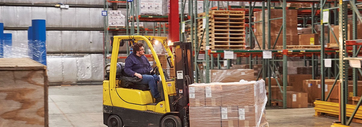 Replacing-Lead-Acid-Battery-to-Lithium-For-Forklift