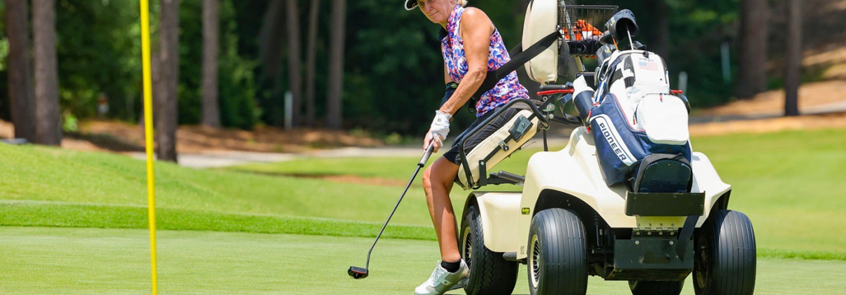 Women Play Golf